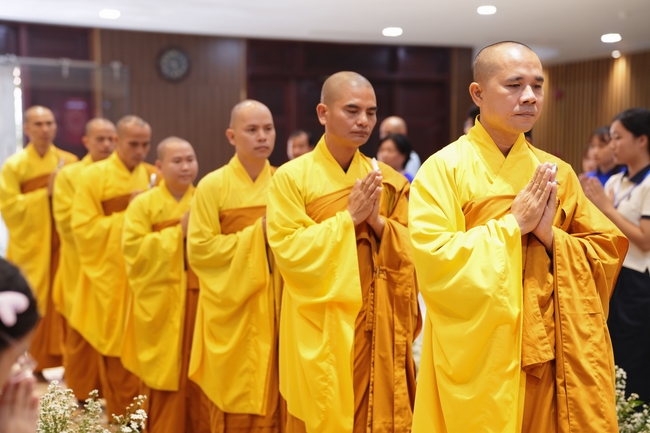 Wedding Ceremony at the pagoda