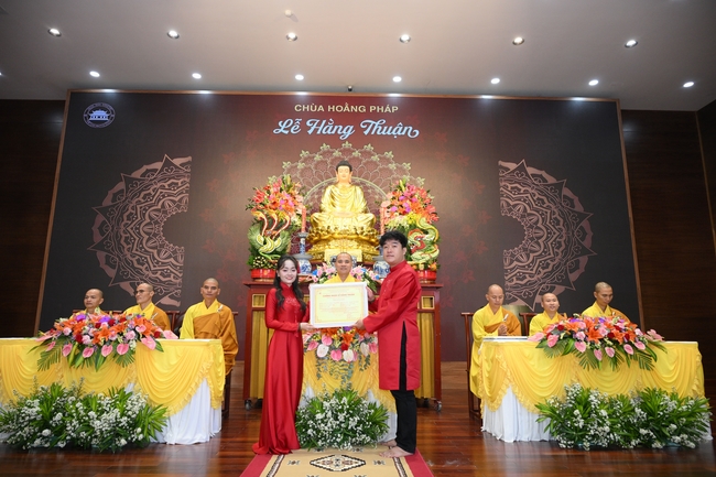 Wedding Ceremony at the pagoda