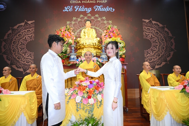 Wedding Ceremony at the pagoda