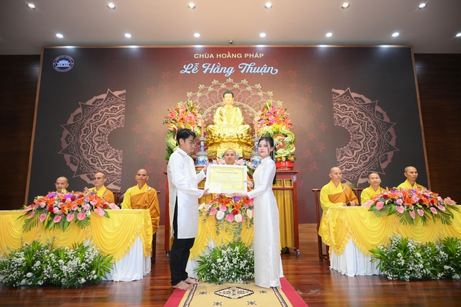 Wedding Ceremony at the pagoda