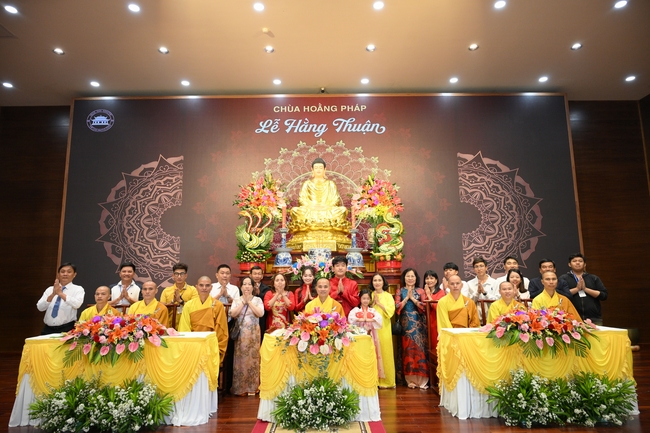 Wedding Ceremony at the pagoda