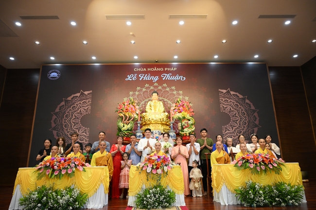 Wedding Ceremony at the pagoda