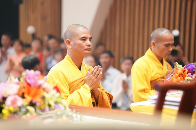 Wedding Ceremony at the pagoda