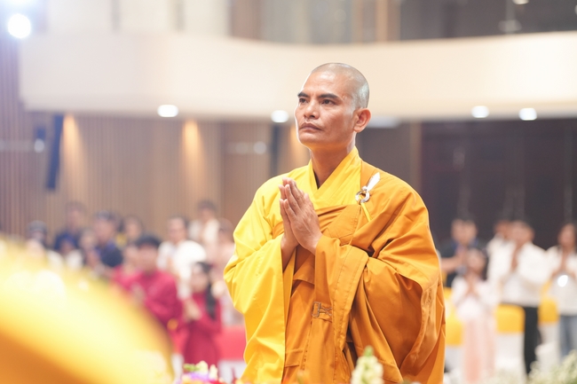 Wedding Ceremony at the pagoda