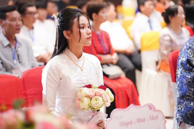 Wedding Ceremony at the pagoda