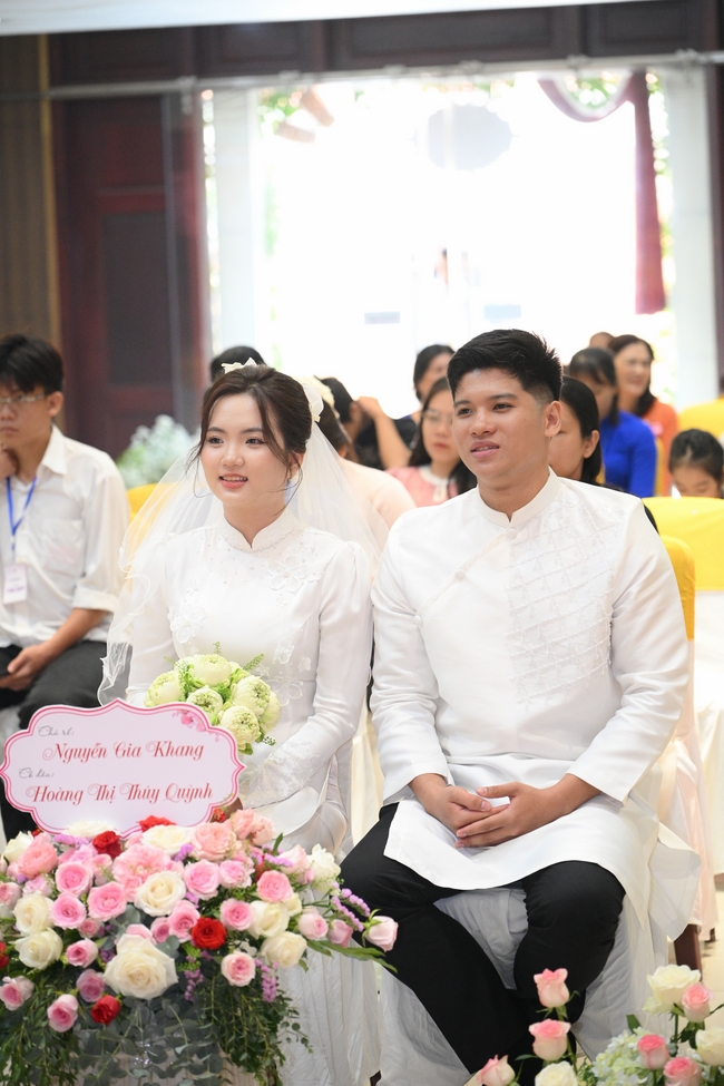 Wedding Ceremony at the pagoda