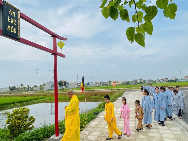 Chùa Đống Cao – Thanh Hóa: Khóa tu niệm Phật một ngày