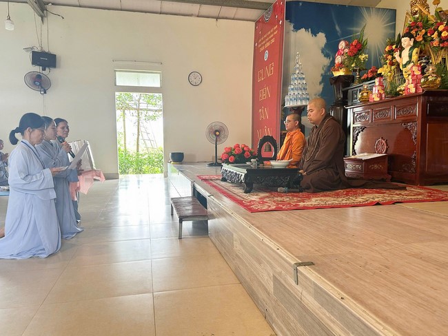 Chùa Đống Cao – Thanh Hóa: Khóa tu niệm Phật một ngày