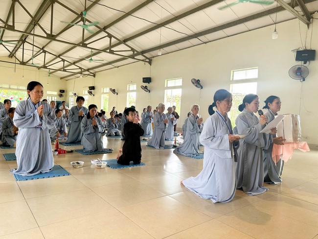 Chùa Đống Cao – Thanh Hóa: Khóa tu niệm Phật một ngày