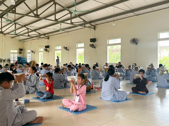 Chùa Đống Cao – Thanh Hóa: Khóa tu niệm Phật một ngày