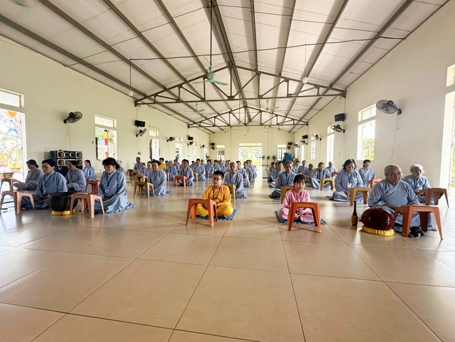 Chùa Đống Cao – Thanh Hóa: Khóa tu niệm Phật một ngày