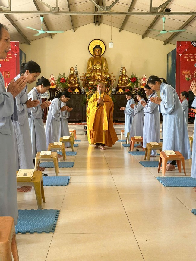 Chùa Đống Cao – Thanh Hóa: Khóa tu niệm Phật một ngày