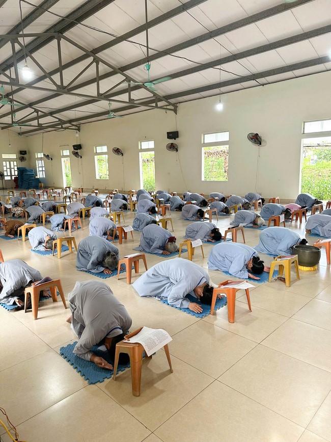 Chùa Đống Cao – Thanh Hóa: Khóa tu niệm Phật một ngày