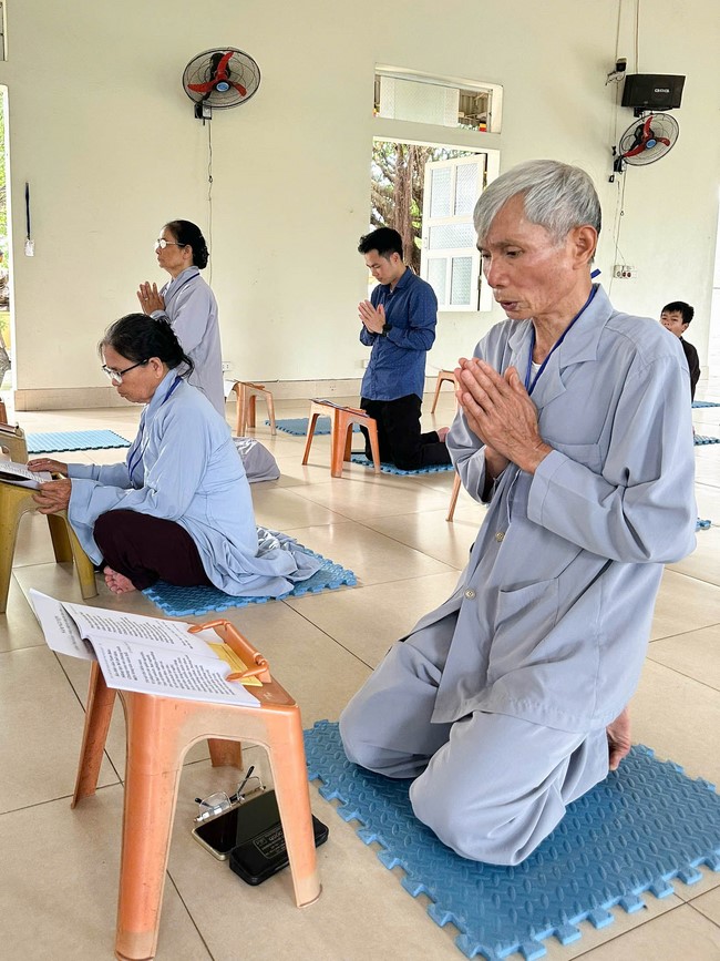 Chùa Đống Cao – Thanh Hóa: Khóa tu niệm Phật một ngày