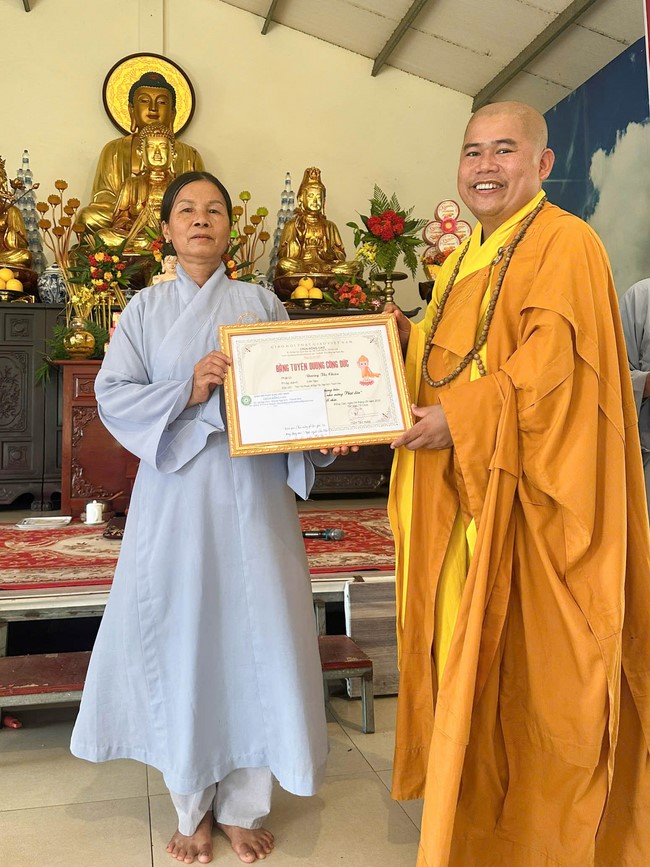 Chùa Đống Cao – Thanh Hóa: Khóa tu niệm Phật một ngày