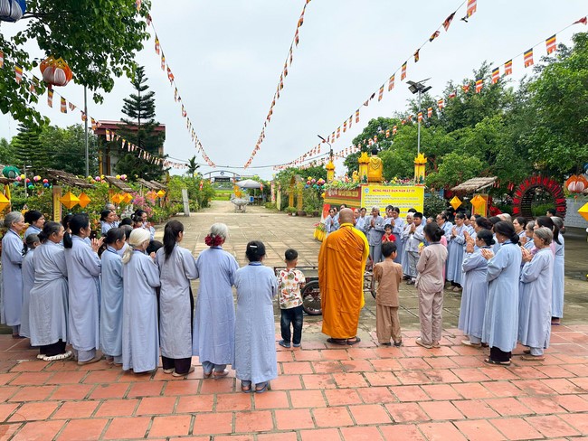 Chùa Đống Cao – Thanh Hóa: Khóa tu niệm Phật một ngày