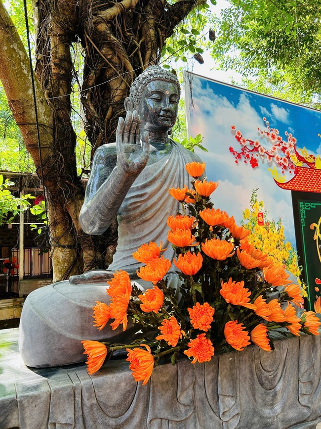 The Great Ceremony of Buddha Birthday, Buddha Calendar 2569 - Solar Calendar 2025 at Nhat Phap Pagoda in Dong Nai