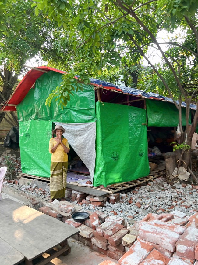 Humanitarian relief trip in Myanmar