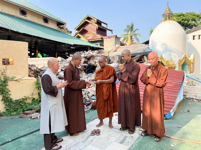 Humanitarian relief trip in Myanmar