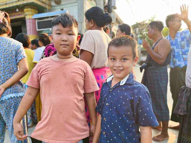 Humanitarian relief trip in Myanmar