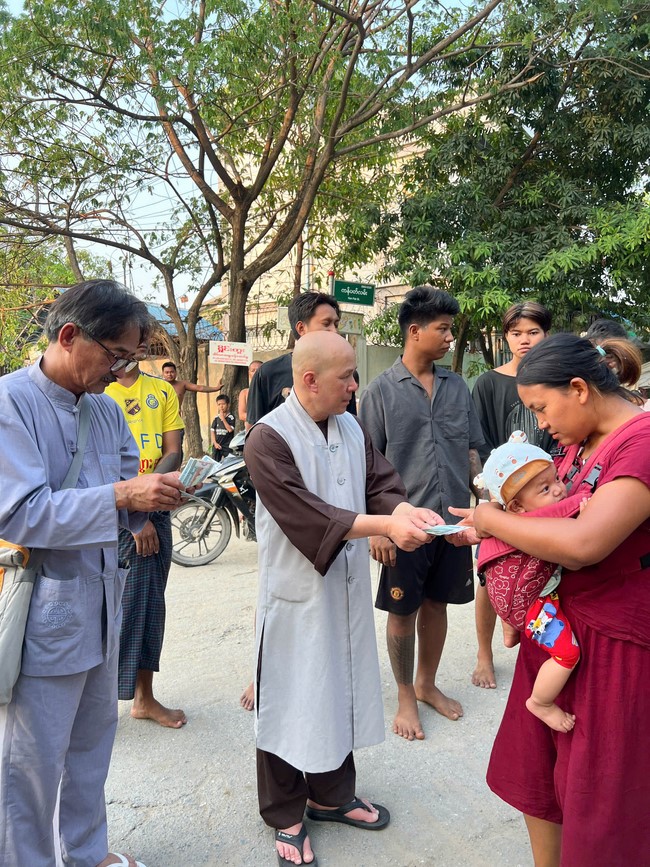 Humanitarian relief trip in Myanmar