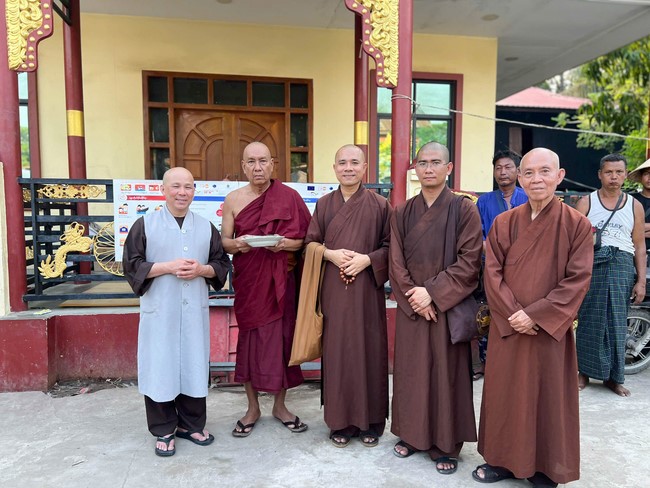 Humanitarian relief trip in Myanmar