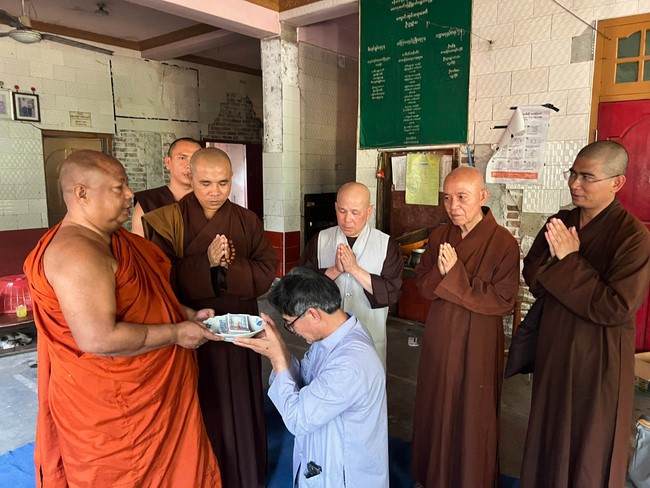 Humanitarian relief trip in Myanmar