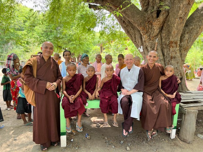 Humanitarian relief trip in Myanmar