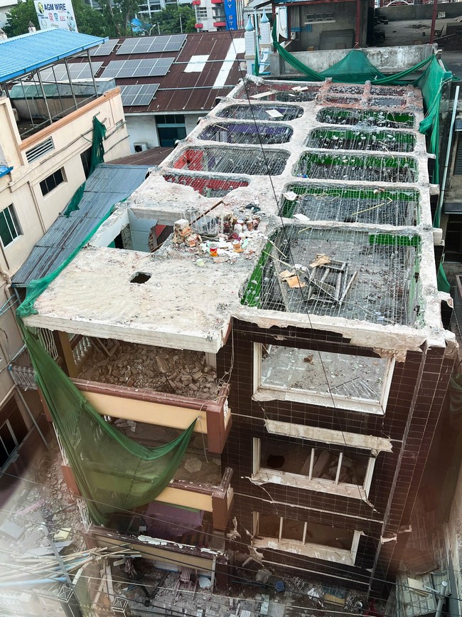 Humanitarian relief trip in Myanmar