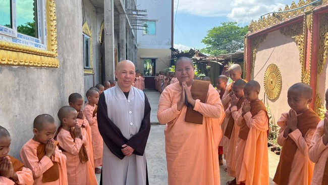 Humanitarian relief trip in Myanmar