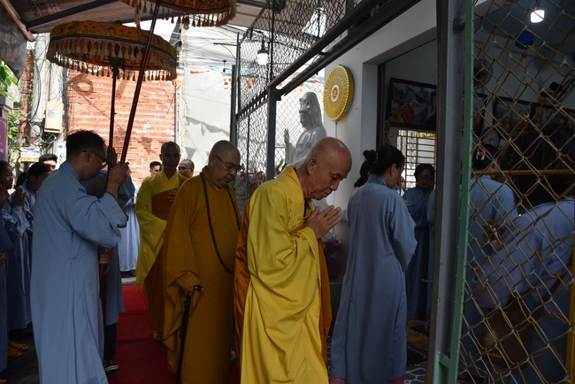 One-Day Retreat at Minh Chat ashram in Can Tho