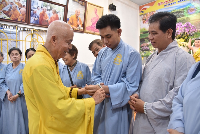 One-Day Retreat at Minh Chat ashram in Can Tho