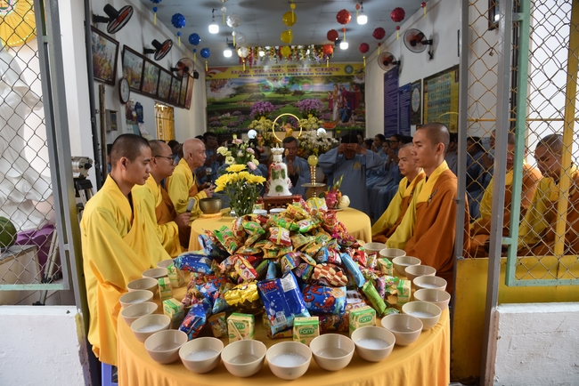 One-Day Retreat at Minh Chat ashram in Can Tho