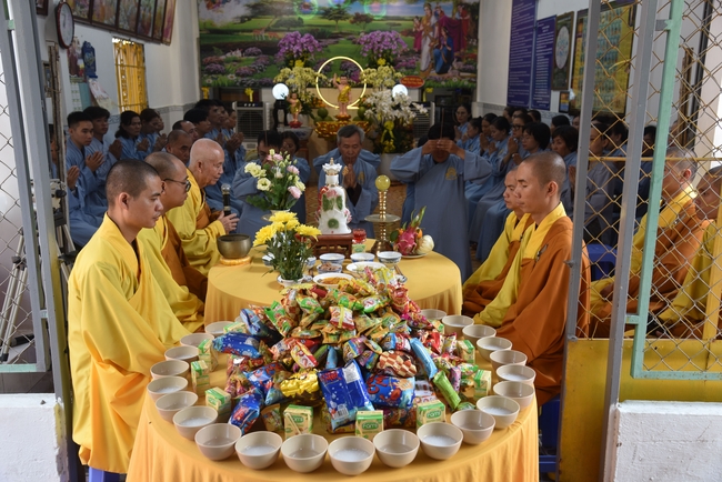 One-Day Retreat at Minh Chat ashram in Can Tho