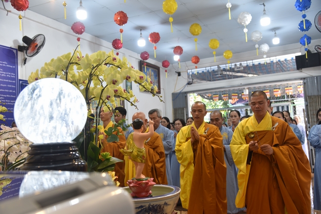 One-Day Retreat at Minh Chat ashram in Can Tho