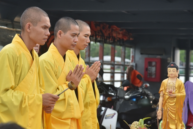 One-Day Retreat at Minh Chat ashram in Can Tho