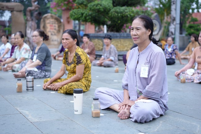 Chương trình cộng đồng “Thanh lọc thân tâm - Hướng dẫn phương pháp sống khỏe thuận tự nhiên