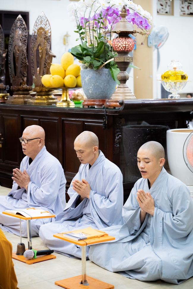 Lễ sám hối 29/04 Ất Tỵ