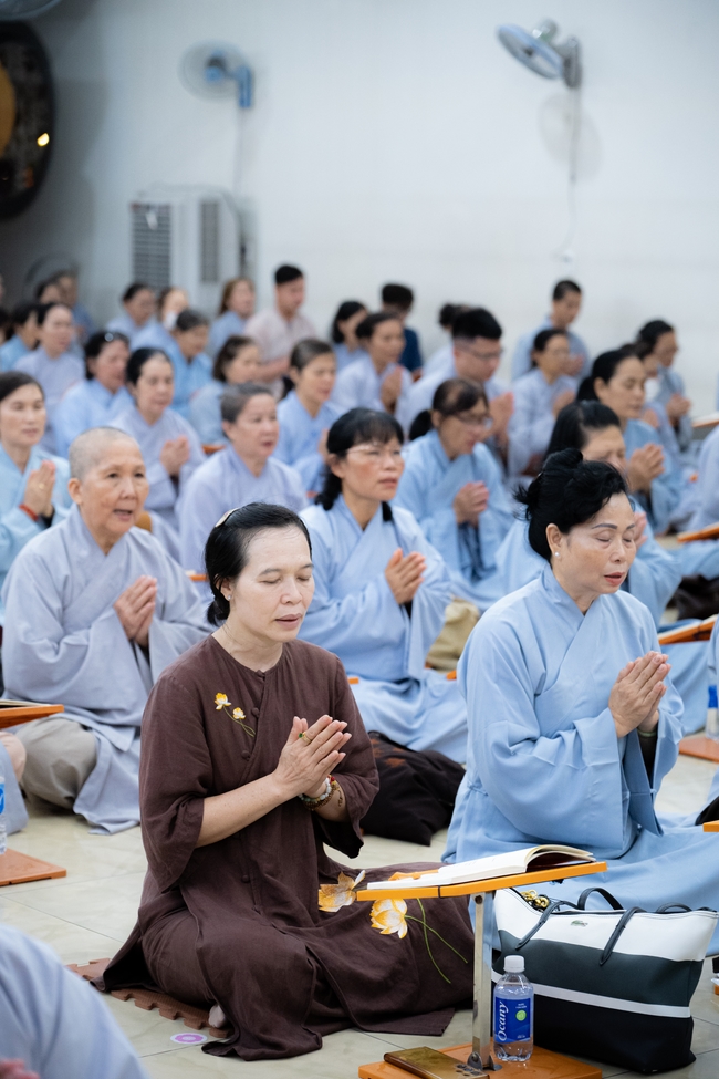 Lễ sám hối 29/04 Ất Tỵ