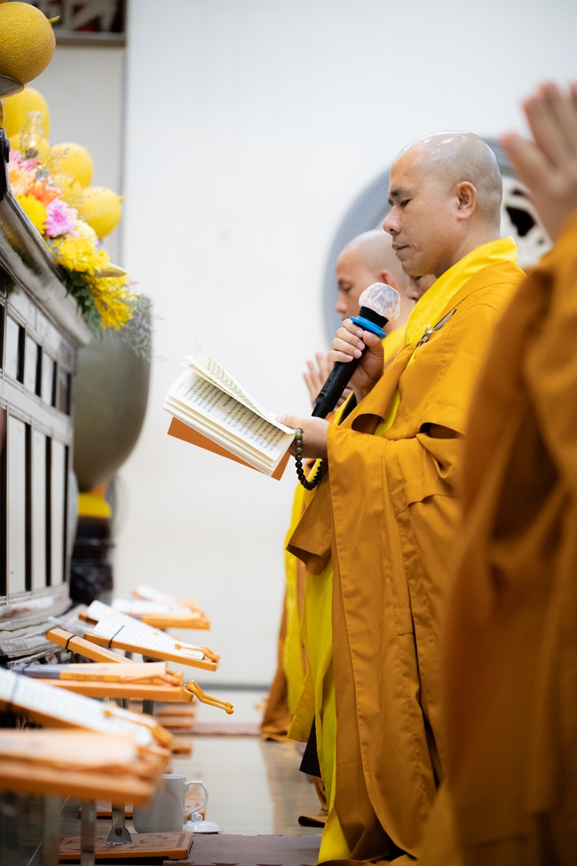 Lễ sám hối 29/04 Ất Tỵ