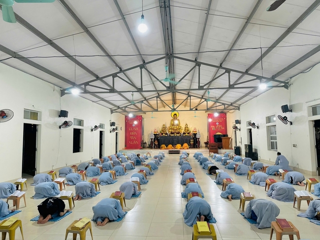 Repentant Ceremony on April 29th, Year of the Snake at Dong Cao pagoda, Thanh Hoa