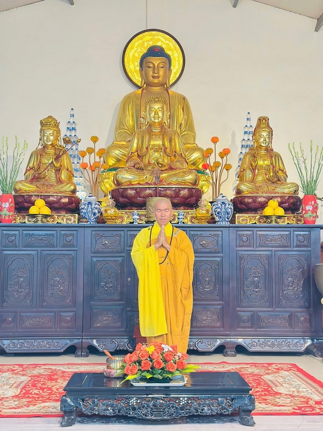 Repentant Ceremony on April 29th, Year of the Snake at Dong Cao pagoda, Thanh Hoa