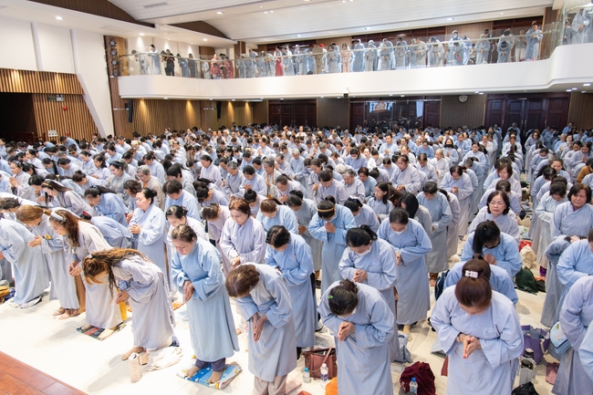 Khóa tu niệm Phật một ngày