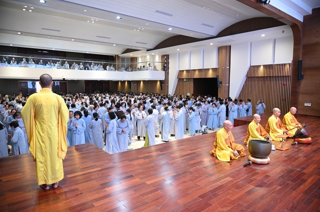 Khóa tu niệm Phật một ngày