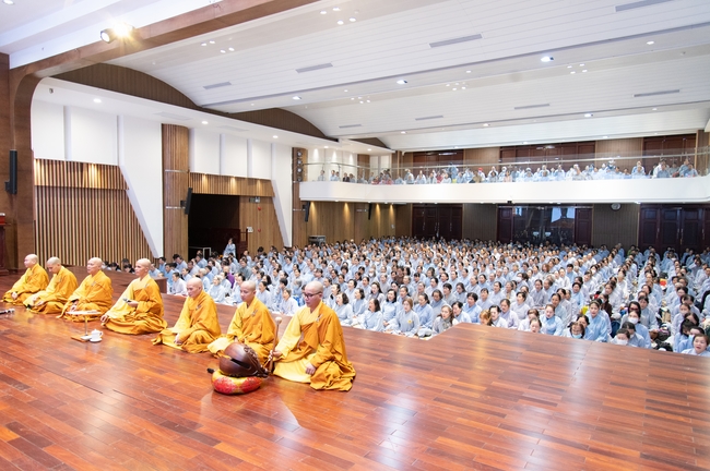 Khóa tu niệm Phật một ngày