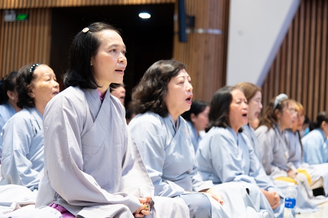 Khóa tu niệm Phật một ngày