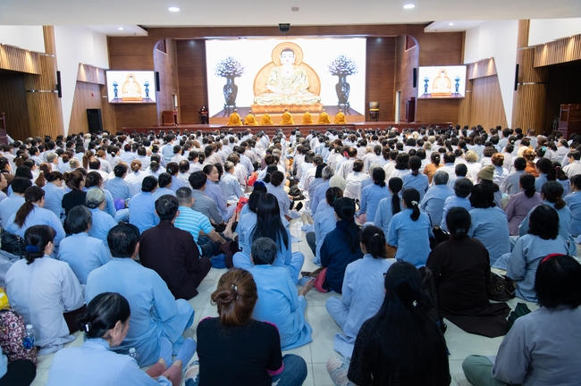 Khóa tu niệm Phật một ngày