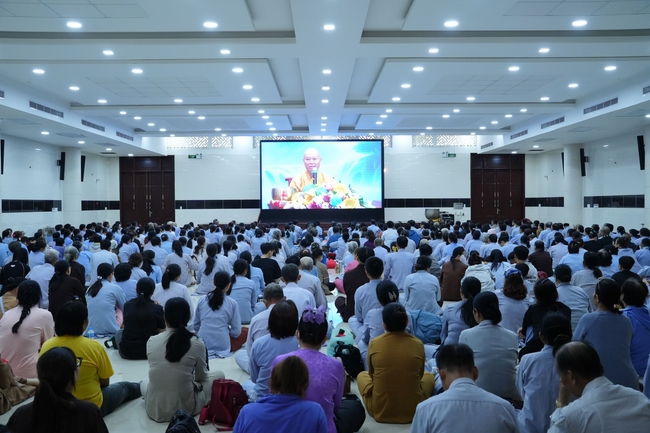 Khóa tu niệm Phật một ngày