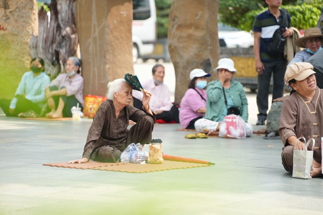 Khóa tu niệm Phật một ngày