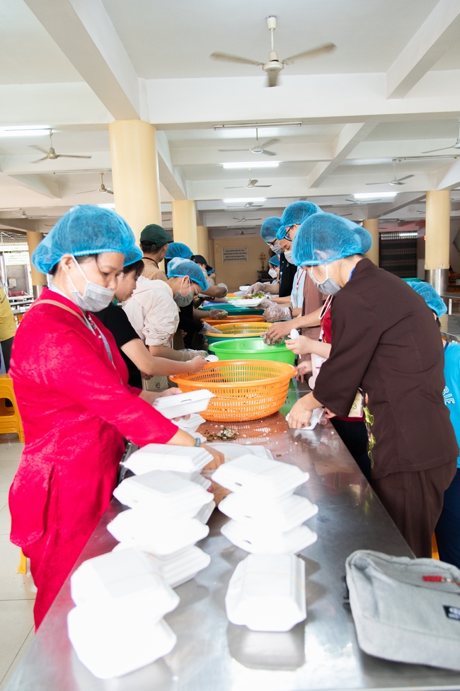 Khóa tu niệm Phật một ngày